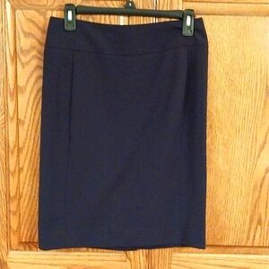 APT 9 Women's Black Pencil Skirt Size 4 Knee Length Back Zip‎ Poly Rayon Spandex